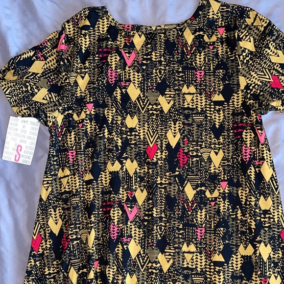 BNWT* Sz Small LulaRoe Aztec Carly - Picture 2 of 4